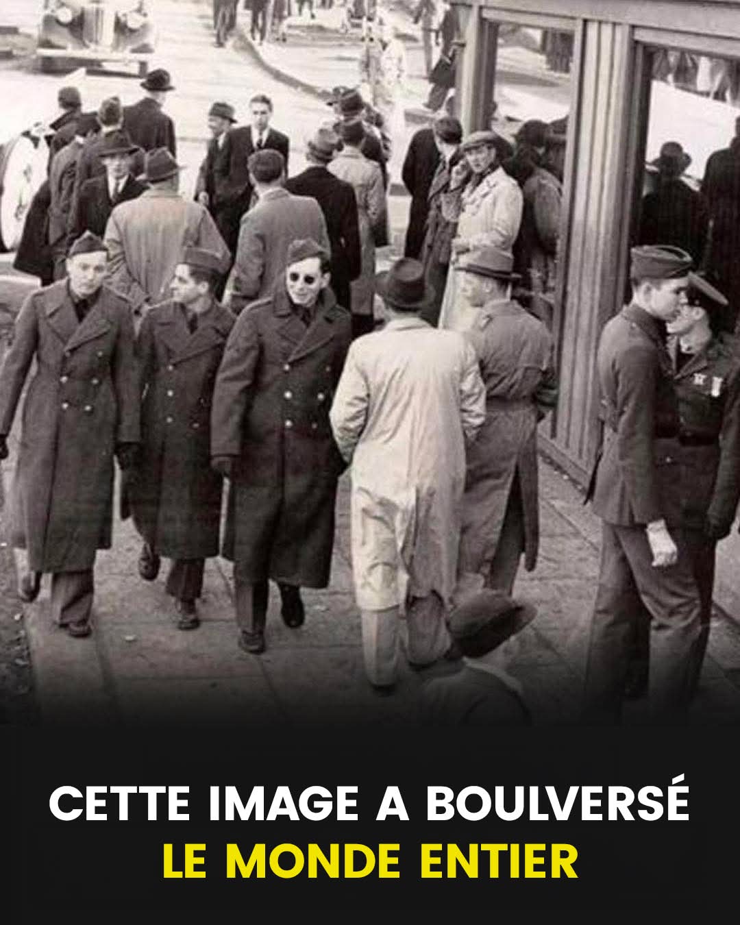 Cette photo, prise en 1943, a bouleversé le monde entier — et à juste titre…
