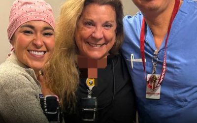 Une femme obtient son diplôme de médecine à 72 ans après avoir commencé ses études à 69 ans : “Je bats des records”